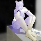 Ravan Pari · 01 · „Thinking Cat Lady“ · Kunstharz-Skulptur · 80 x 80 x 50 cm · 2015