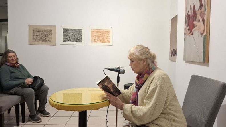 ICU Lesung mit Sonja.jpg